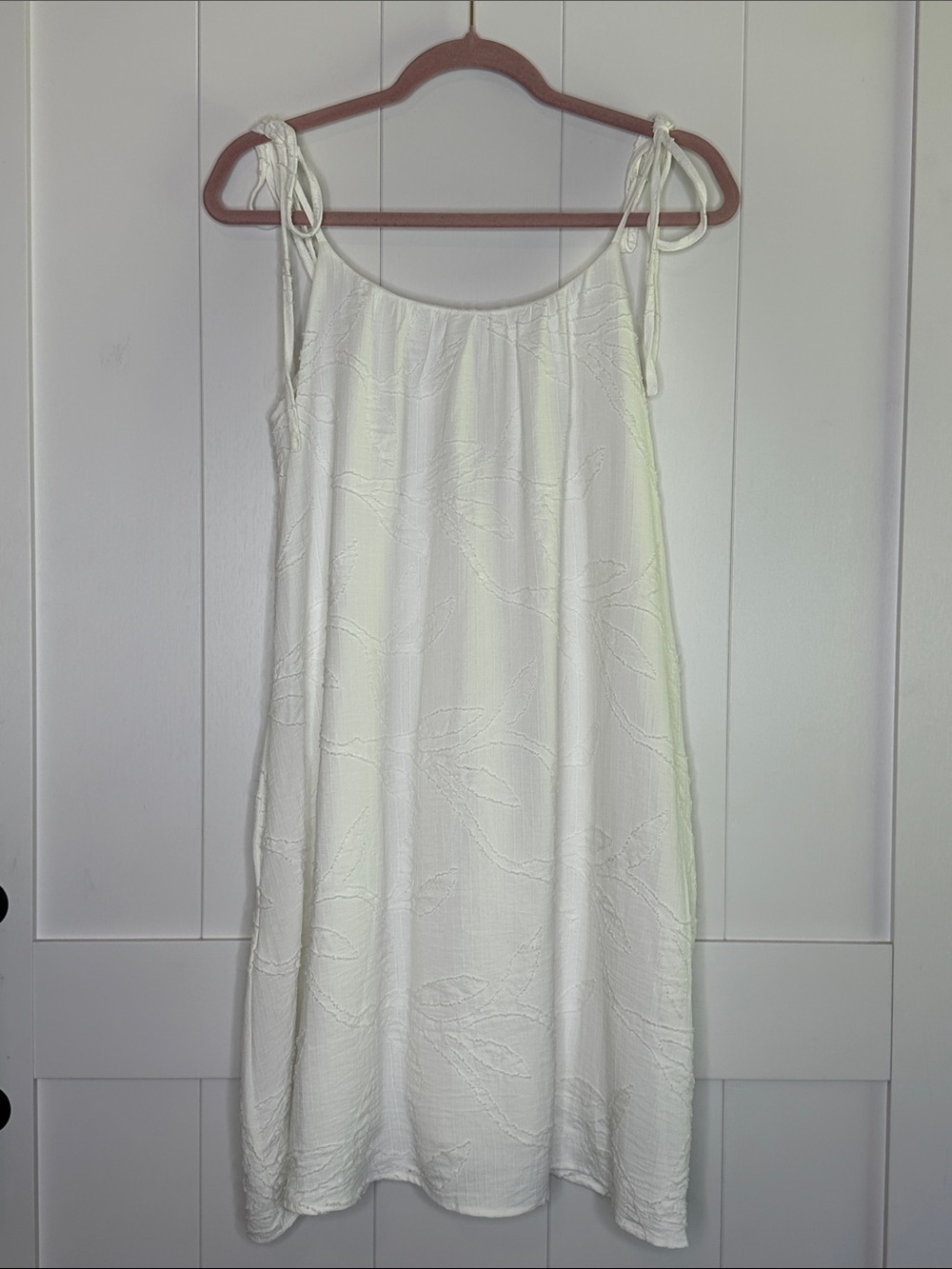 Allie Rose White Tie-Strap Mini Dress Size Small